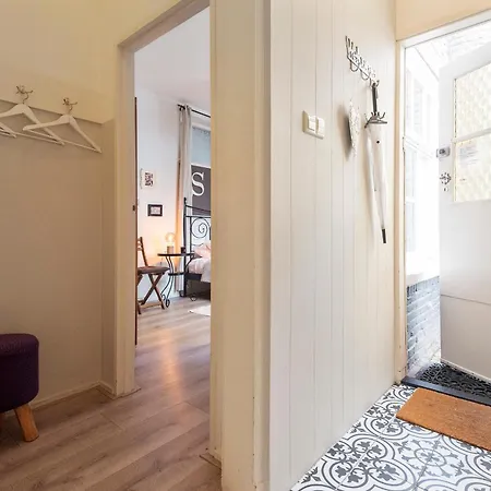 Historical Tiny Apartman *